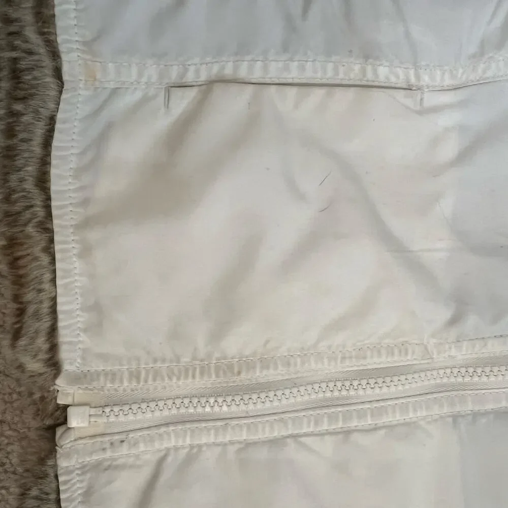 GAP this vest